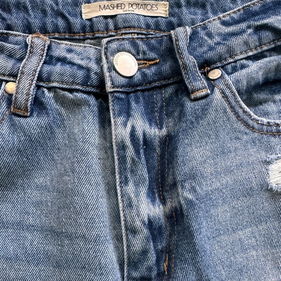 Mashed Potatoes Distressed Boyfriend Jean - Picture 3 of 4